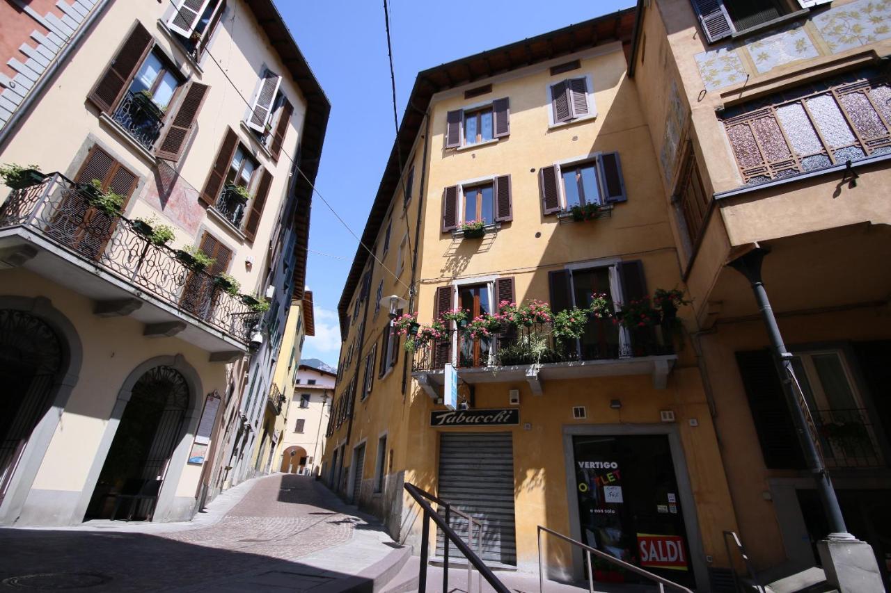 Appartamenti Al Rizzo Dei Santi Lovere Exterior foto
