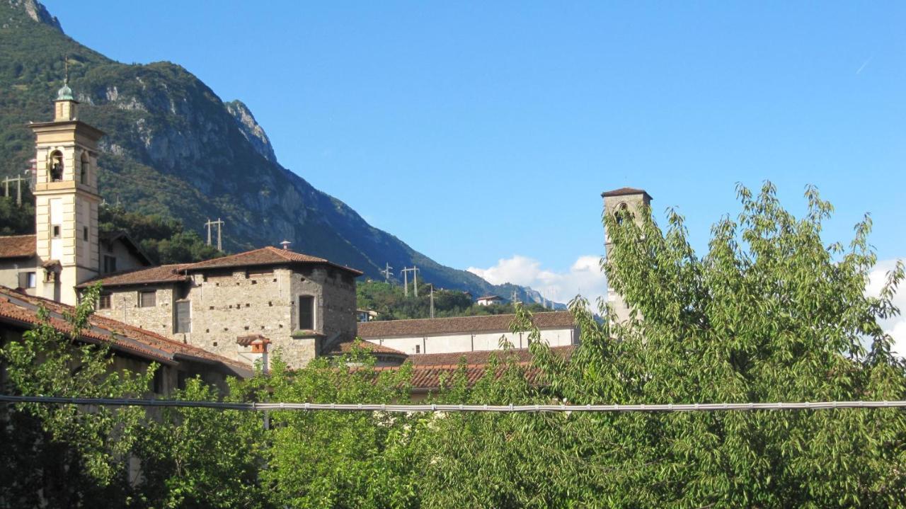 Appartamenti Al Rizzo Dei Santi Lovere Exterior foto